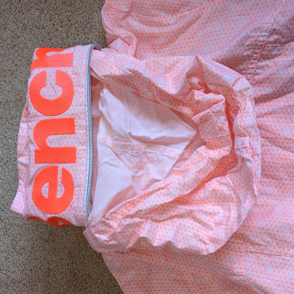 Women's BENCH windbreaker jacket with a hood size XS - S Says M runs very small! - Picture 4 of 16